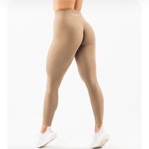 Alphalete Amplify leggings